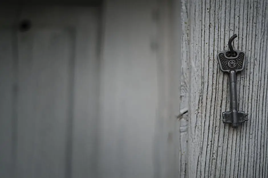 Image of a scale balancing a lock and a shield symbolizing the choice between security and compliance in hosting