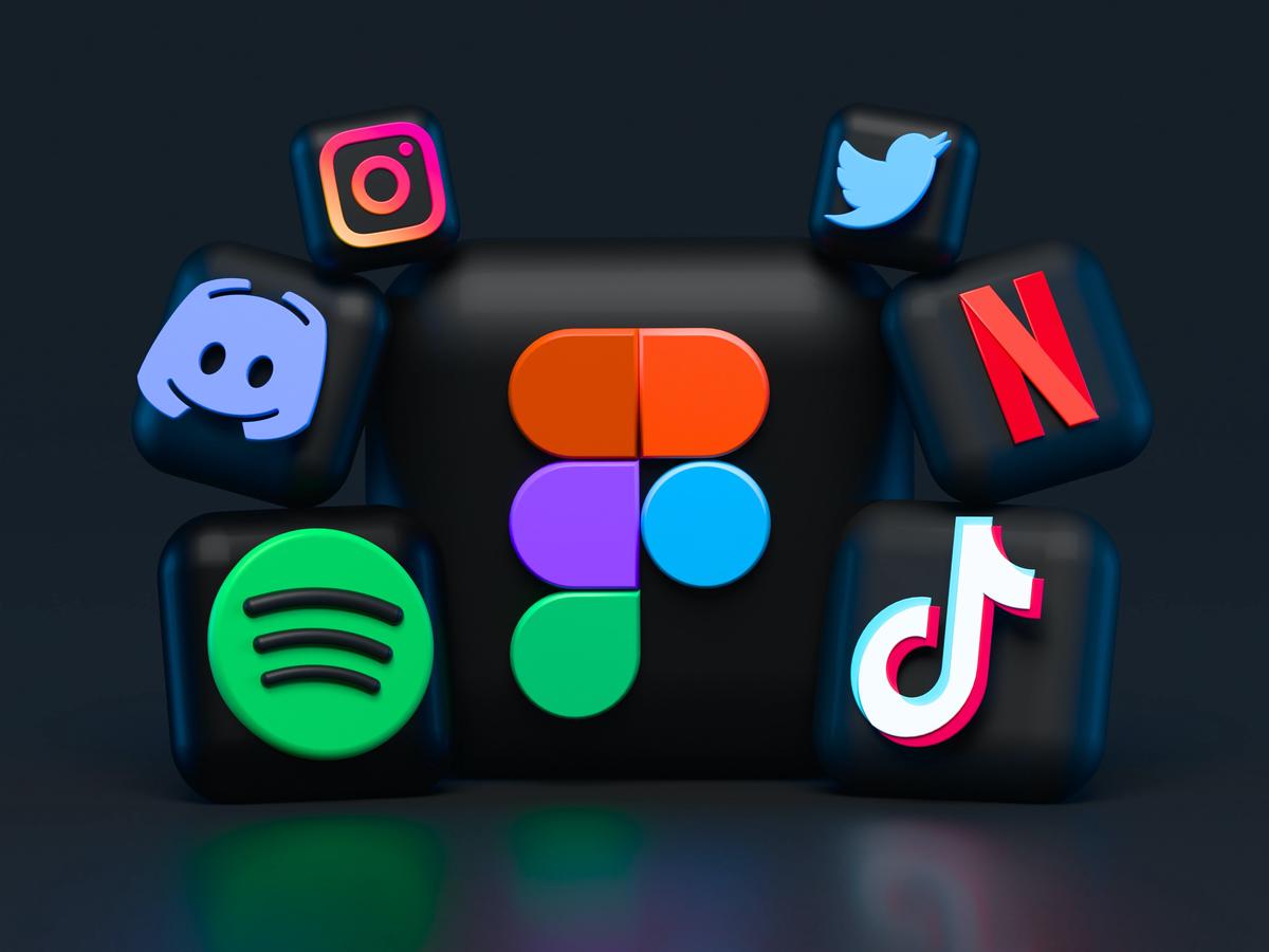 Image of various social media logos representing social media plugins