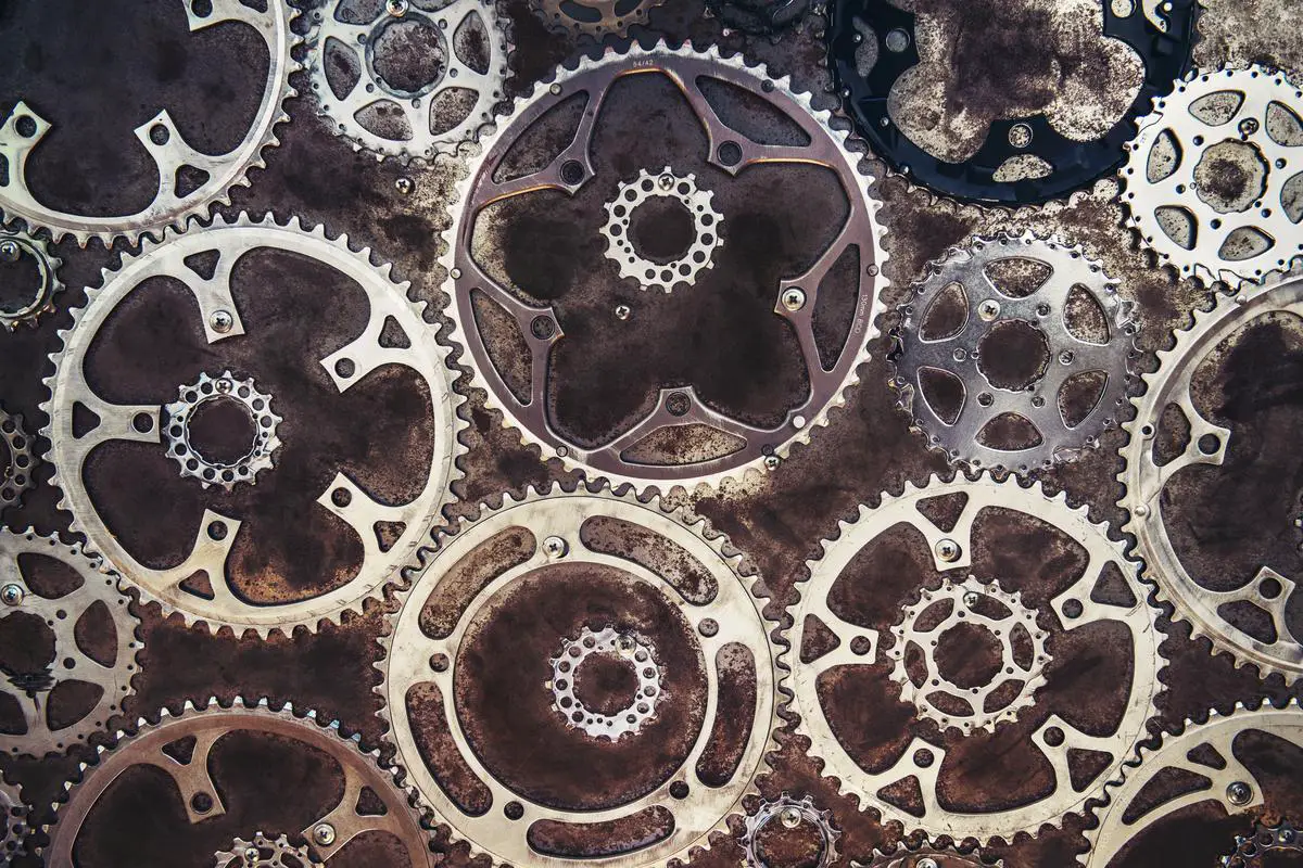 A group of gears symbolizing the revolutionary role of AI in web content creation